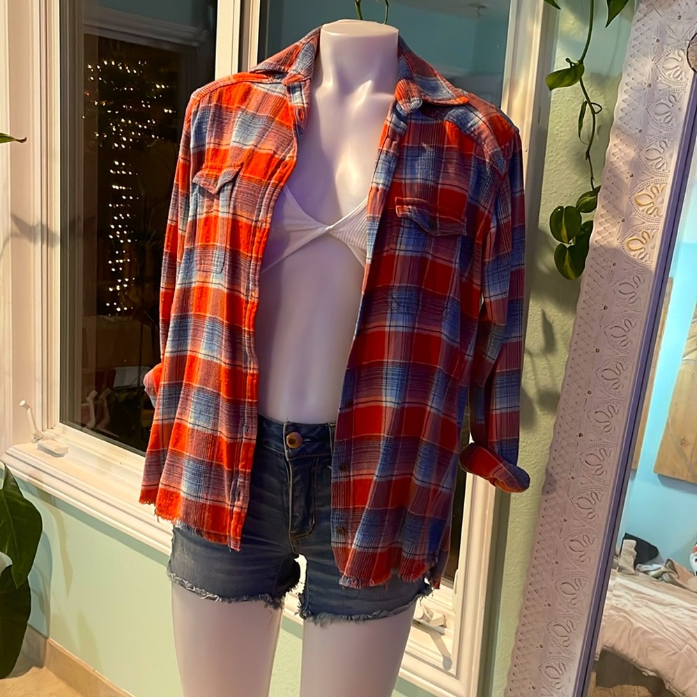 Billabong plaid flannel, like new